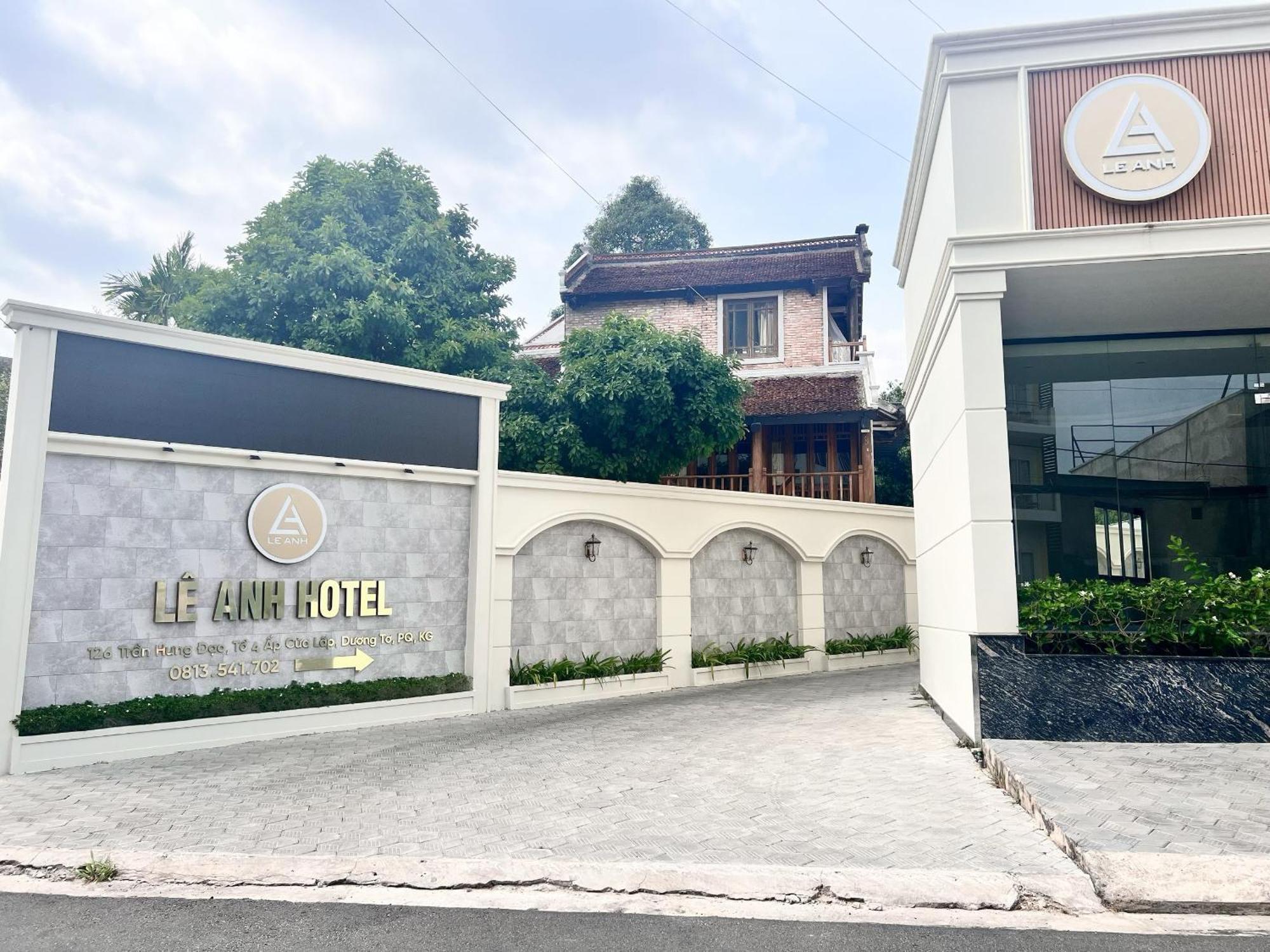 Le Anh Hotel Duong Dong Exterior foto
