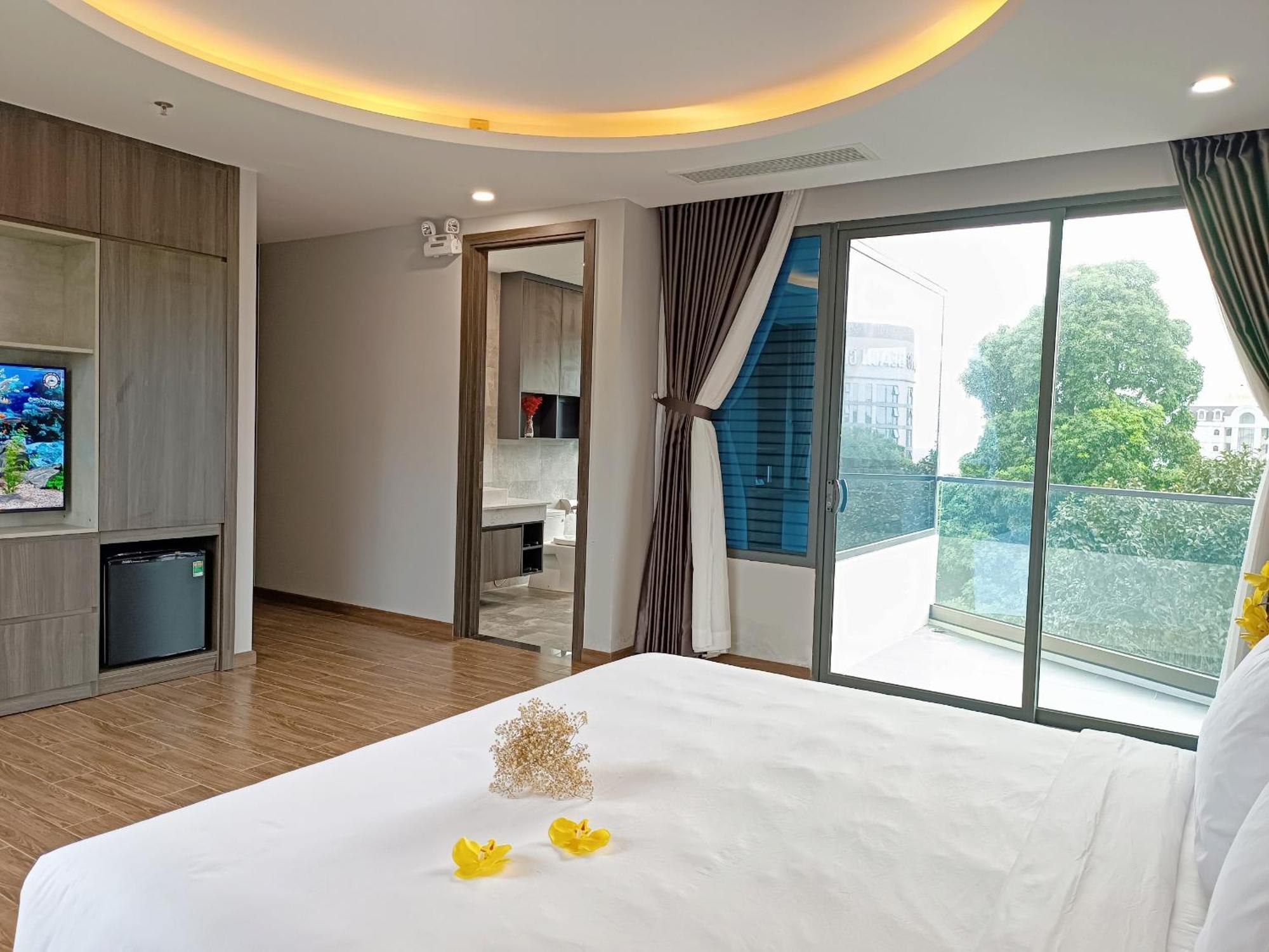 Le Anh Hotel Duong Dong Exterior foto