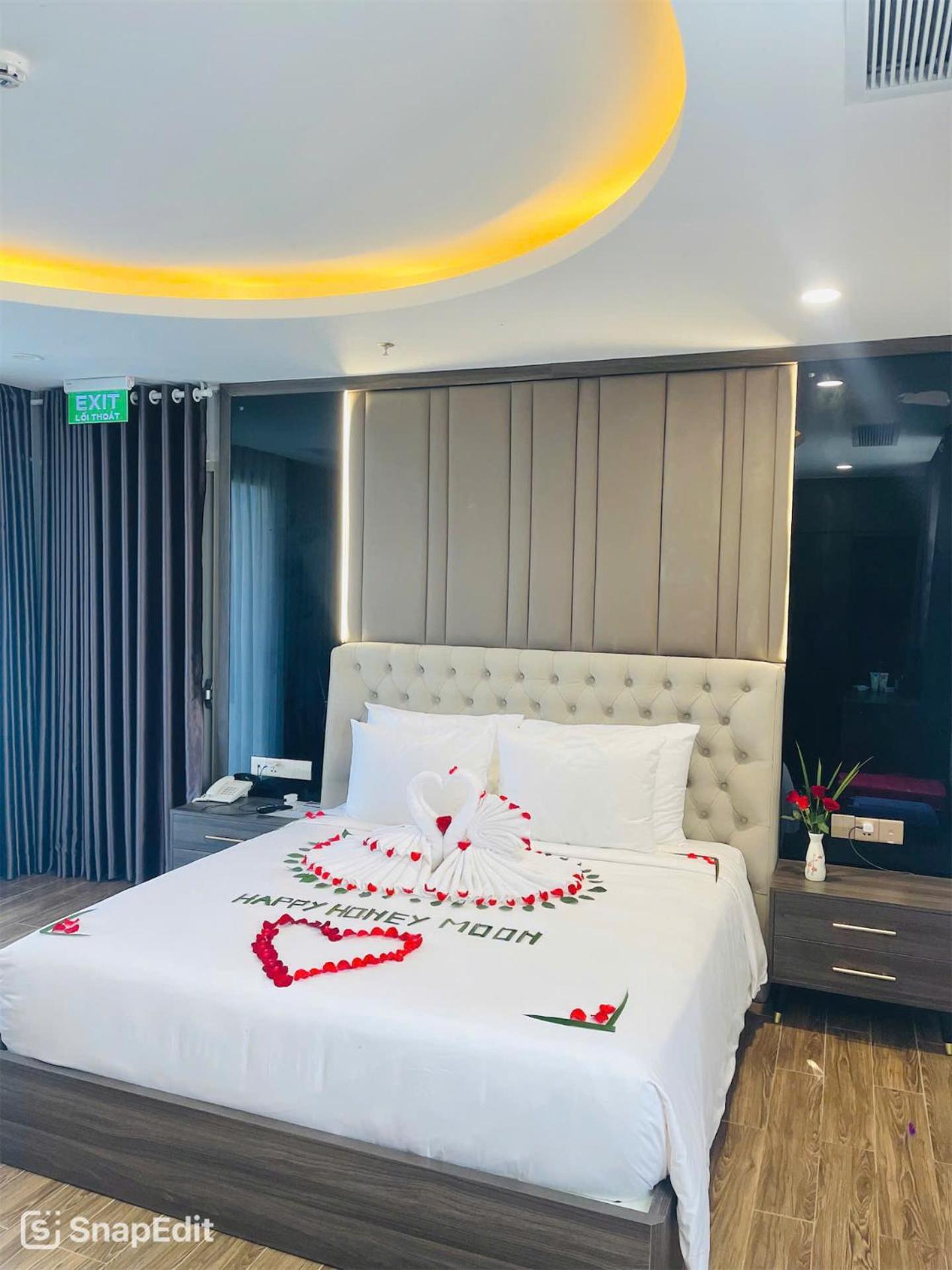 Le Anh Hotel Duong Dong Exterior foto